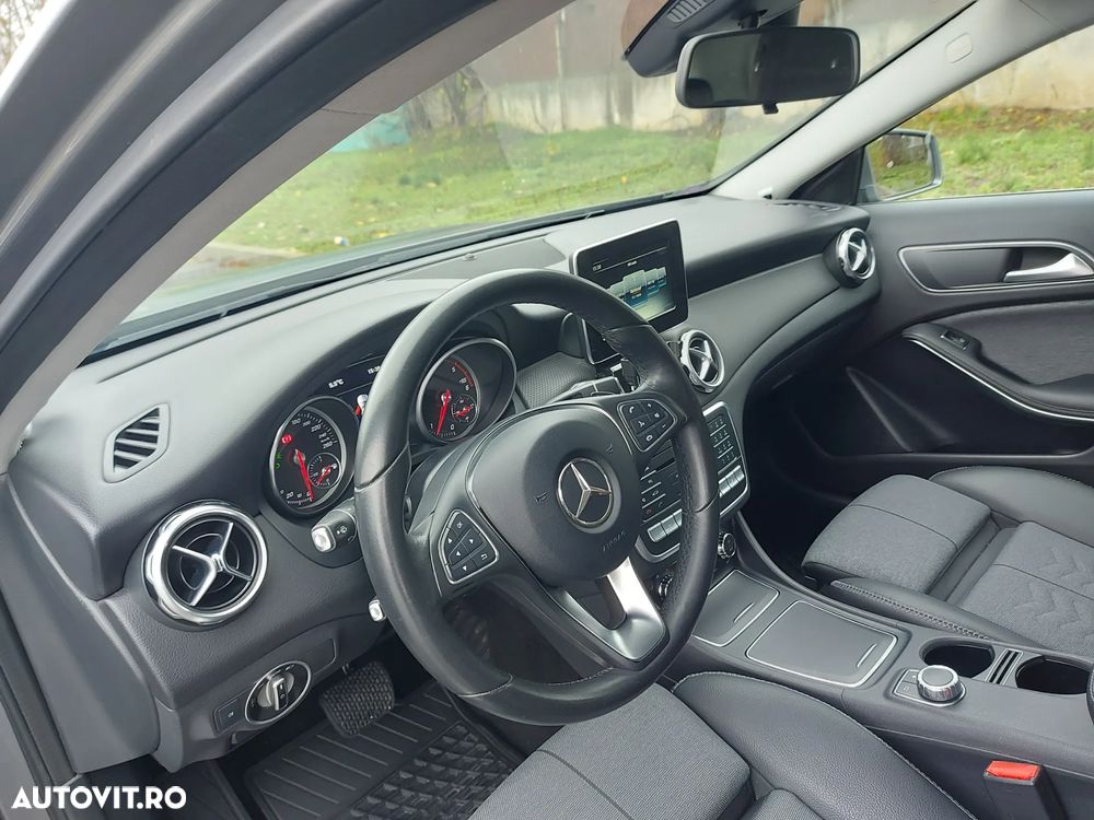 Mercedes-Benz GLA 200 d 4MATIC Aut. - 7