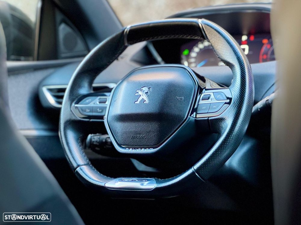 Peugeot 3008 1.6 BlueHDi GT Line Grip Control EAT6 - 16