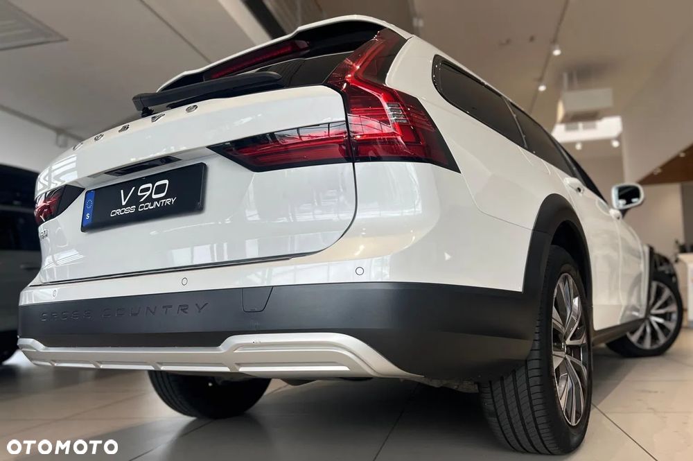 Volvo V90 Cross Country B5 D AWD Geartronic Pro - 6