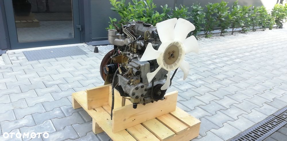 SILNIK ISEKI E3CC E3CD 1,363L 19,12 kW 12500 zł netto - 1