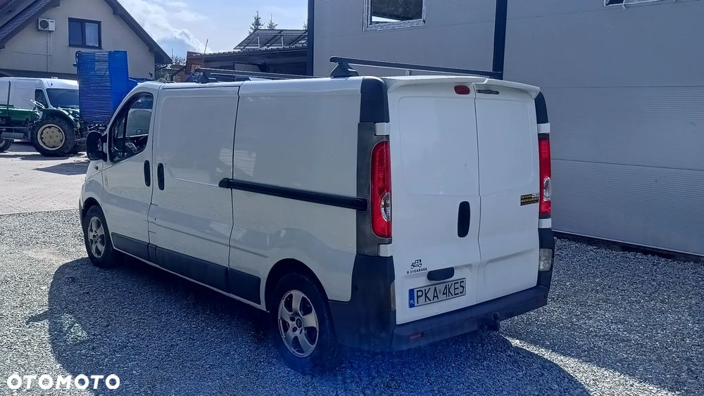Opel Vivaro - 6