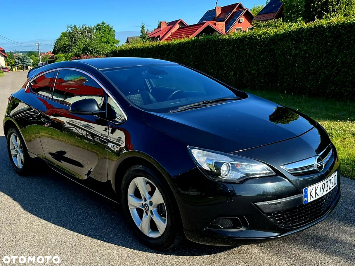 Opel Astra IV GTC 1.4 T Active - 22