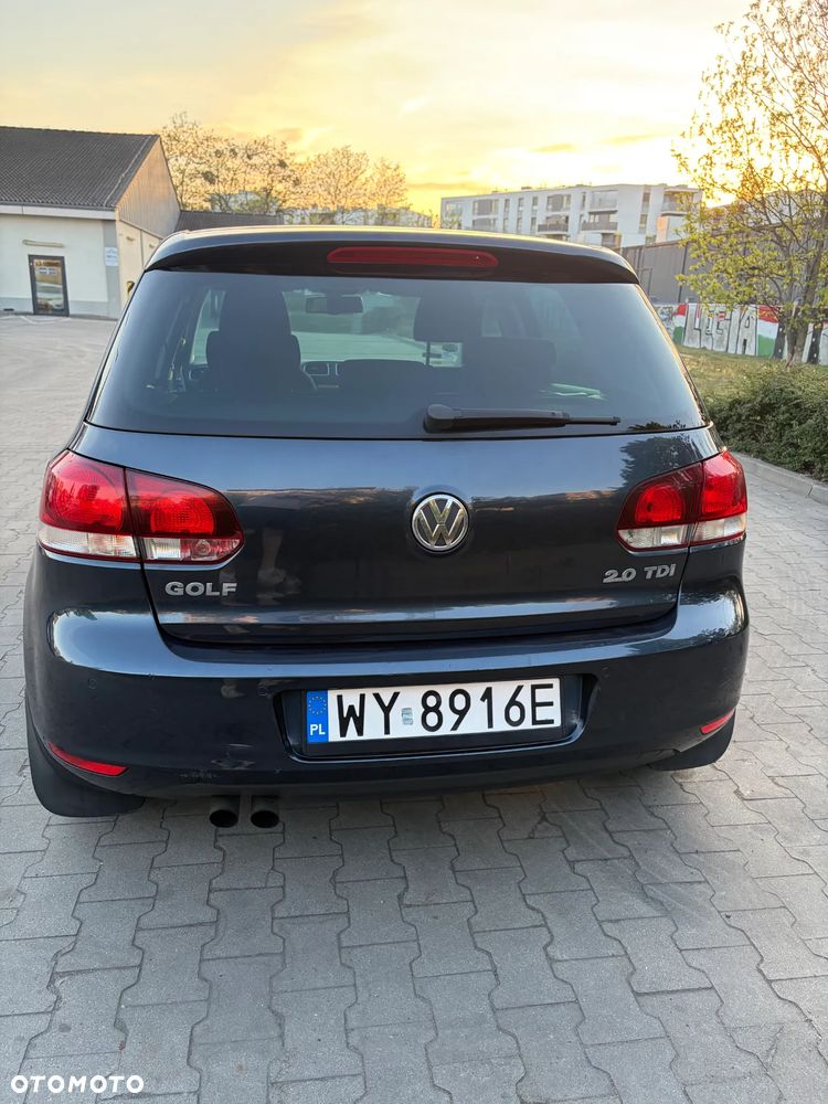 Volkswagen Golf 2.0 TDI Highline - 6