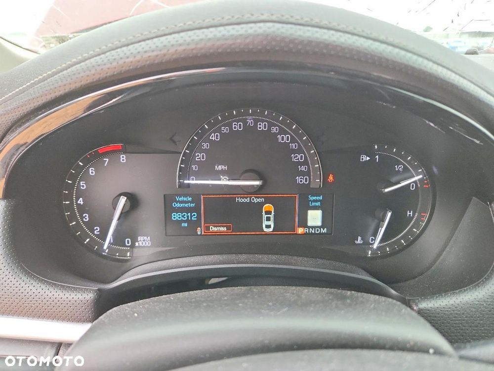 Cadillac XTS - 10