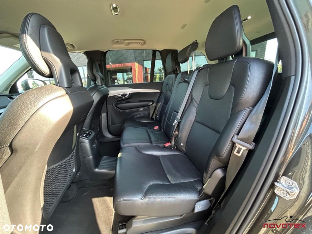 Volvo XC 90 - 28