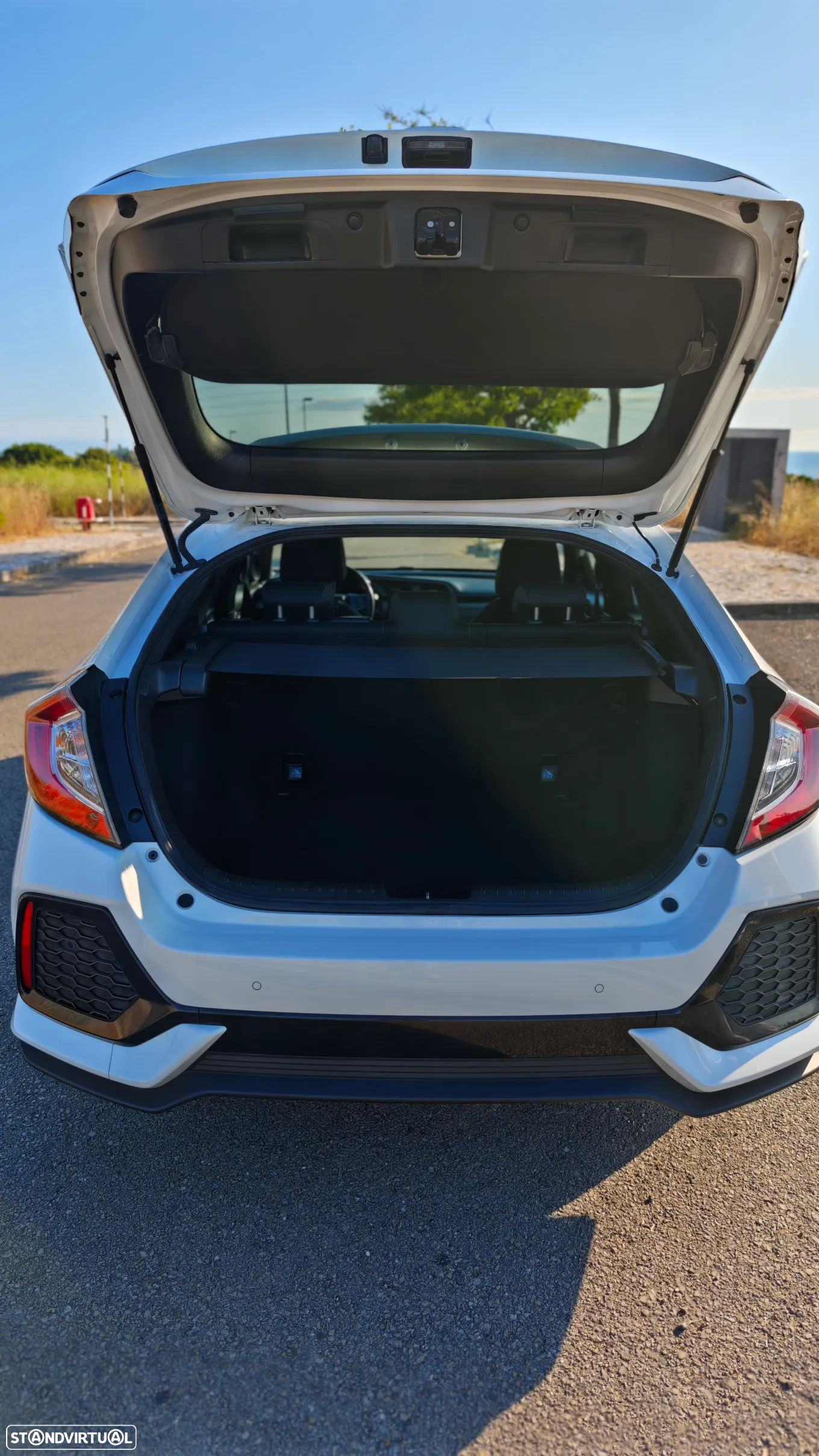 Honda Civic 1.0 i-VTEC Turbo Elegance - 8
