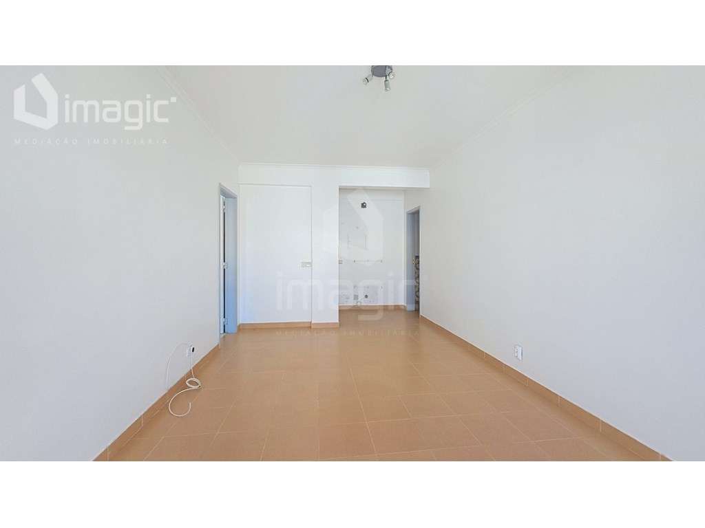 Apartamento T2 usado em Mafra - Grande imagem: 4/13