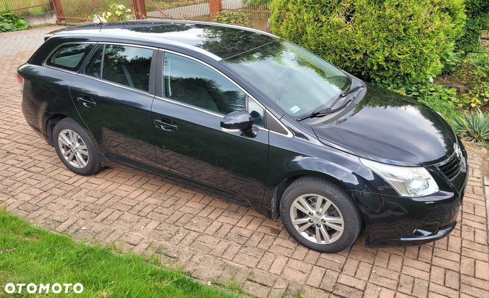 Toyota Avensis 2.0 D-4D Sol - 1