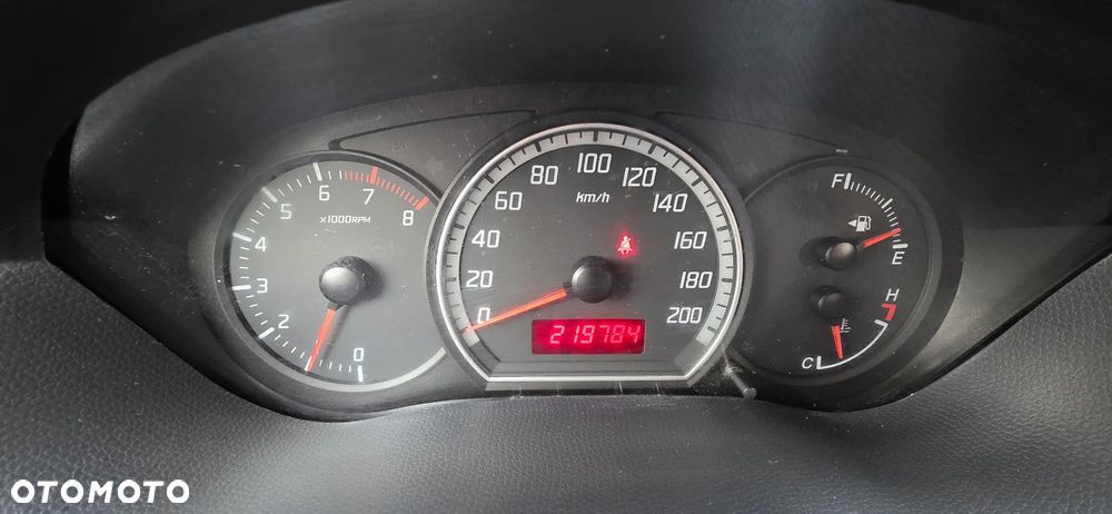 Suzuki Swift 1.3 Black and White - 12