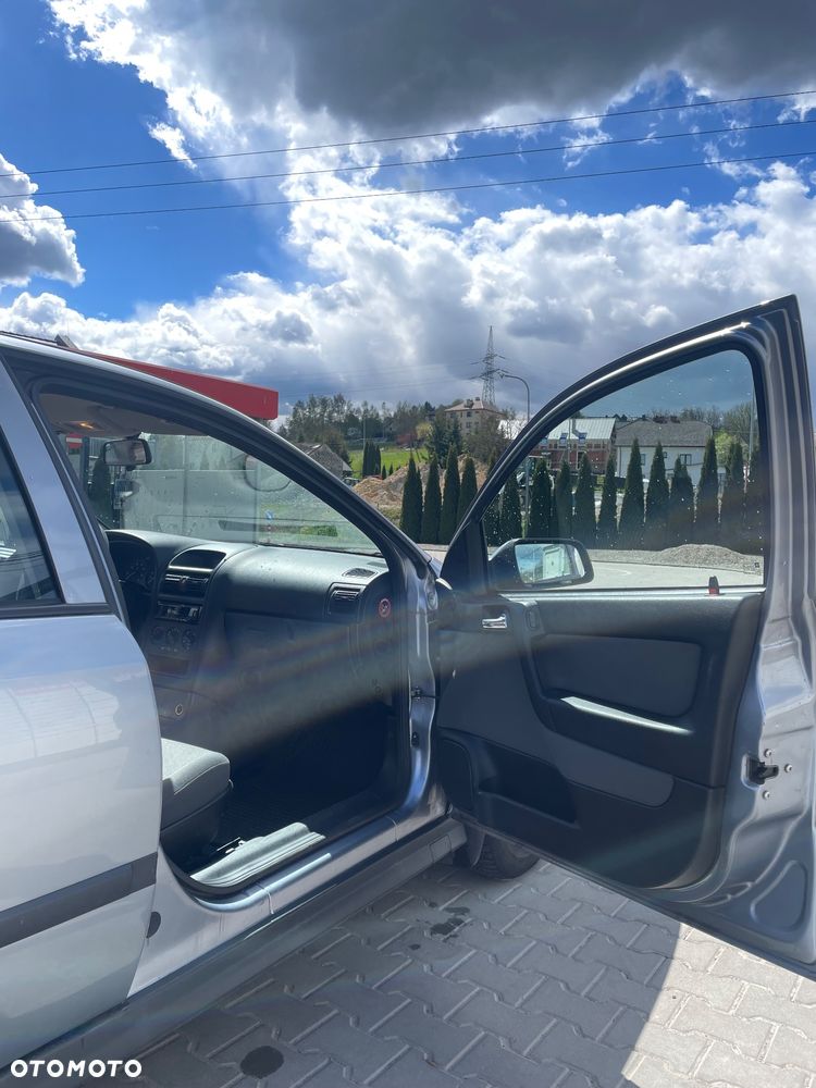 Opel Astra 1.6 Cosmo - 8