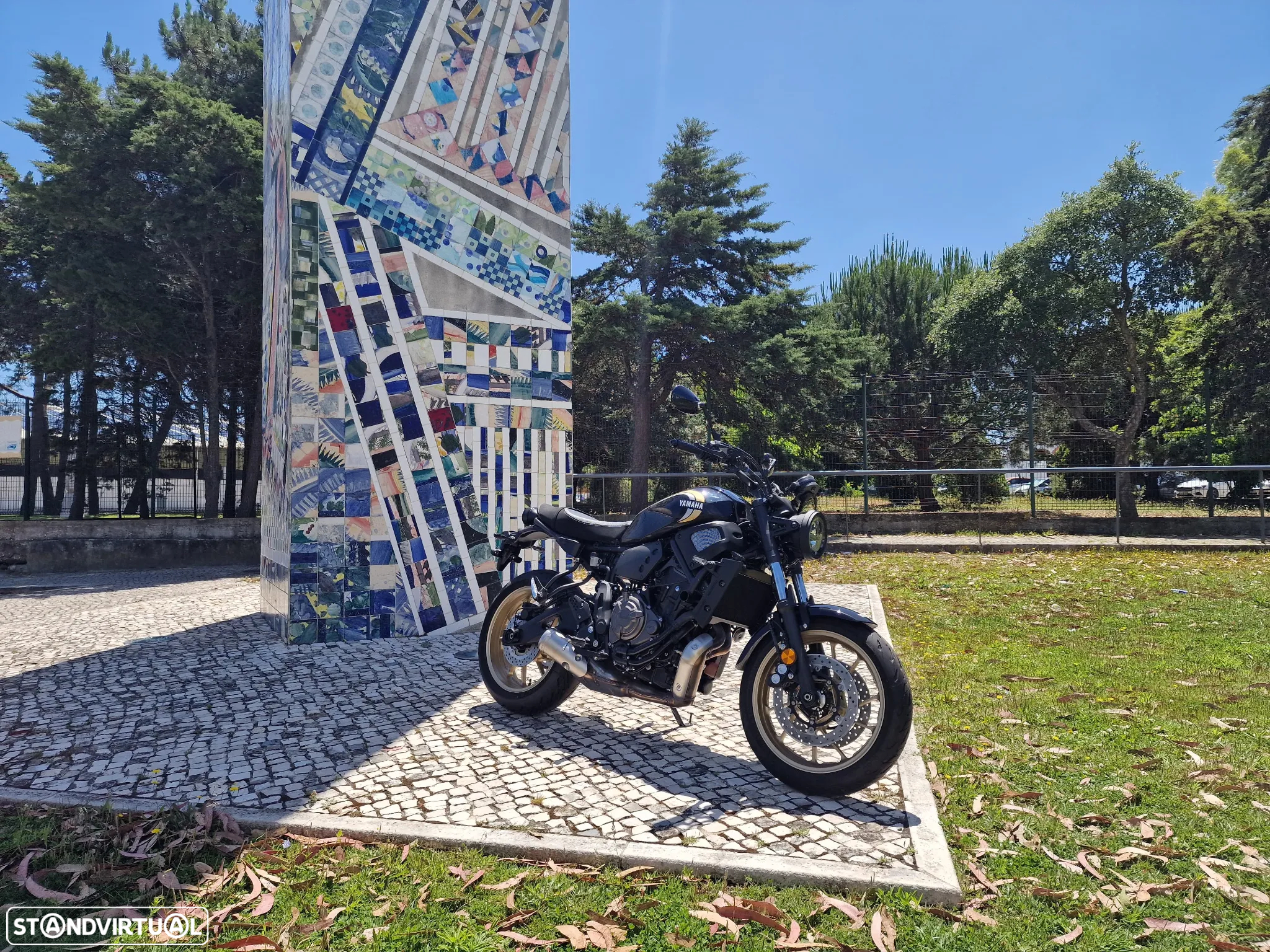Yamaha XSR 700 - 2