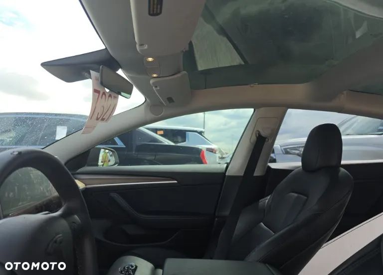 Tesla Model 3 Long Range AWD - 14