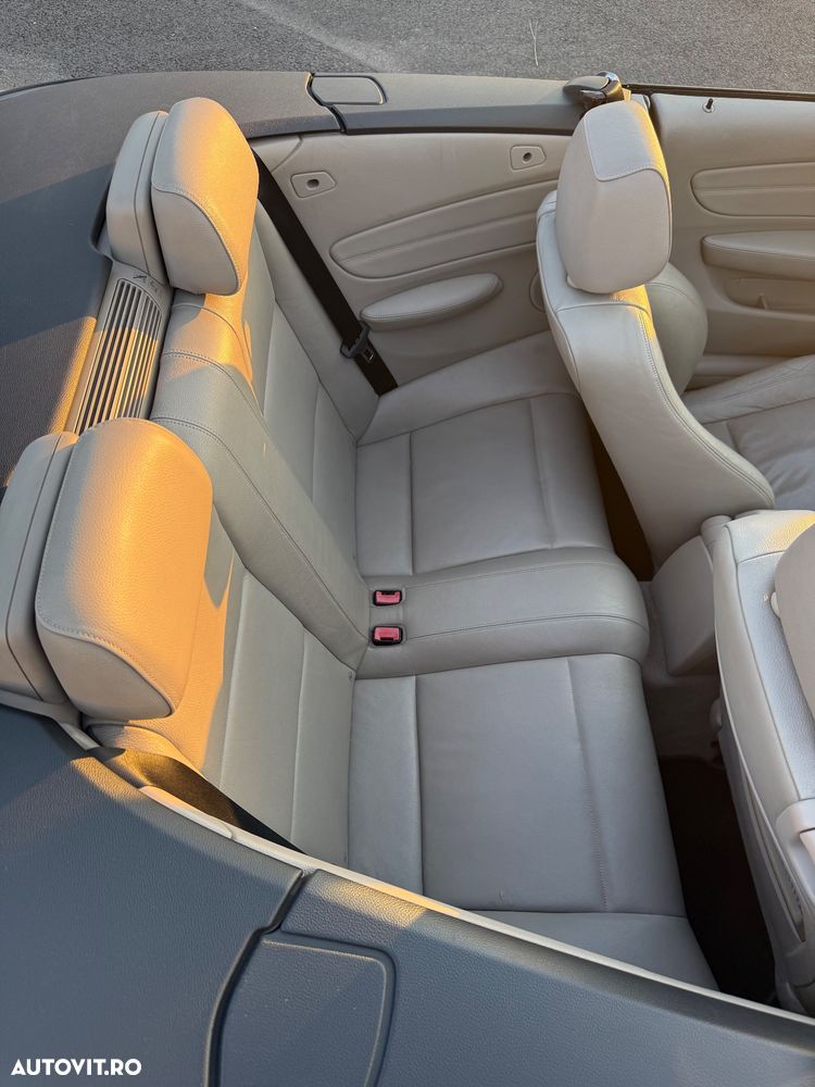 BMW 1 Series 2009 — imagine 6
