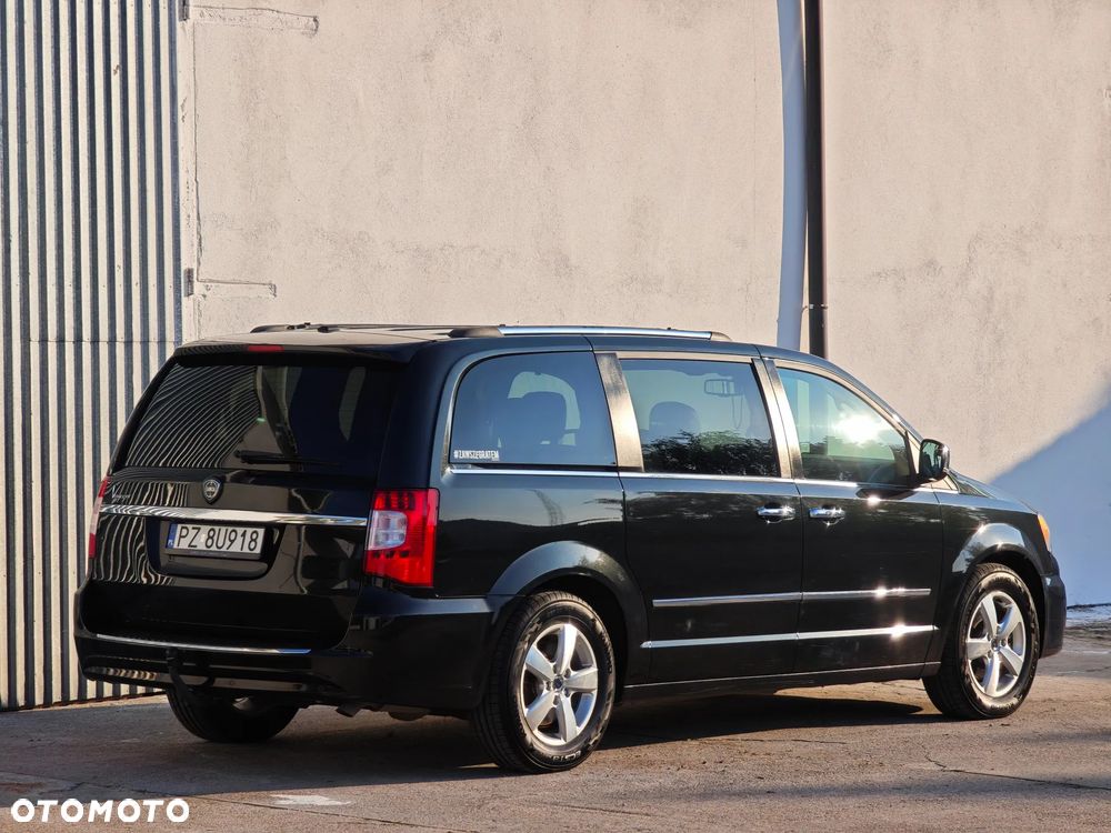 Lancia Voyager 2.8CRD Platinum - 20