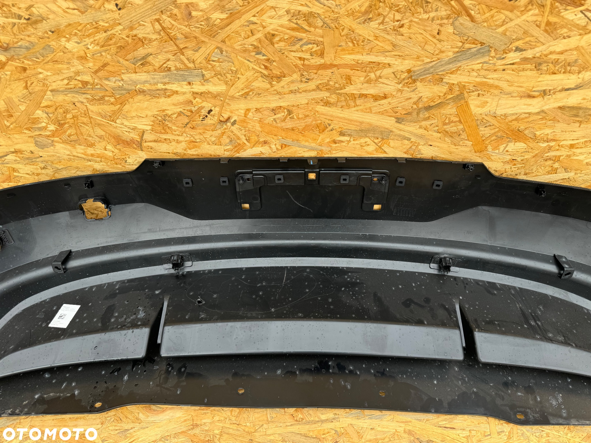 ZDERZAK TYŁ TYLNI VOLVO EX30 EX-30 DÓŁ SPOILER DYFUZOR 31345661 ORYGINAŁ - 9