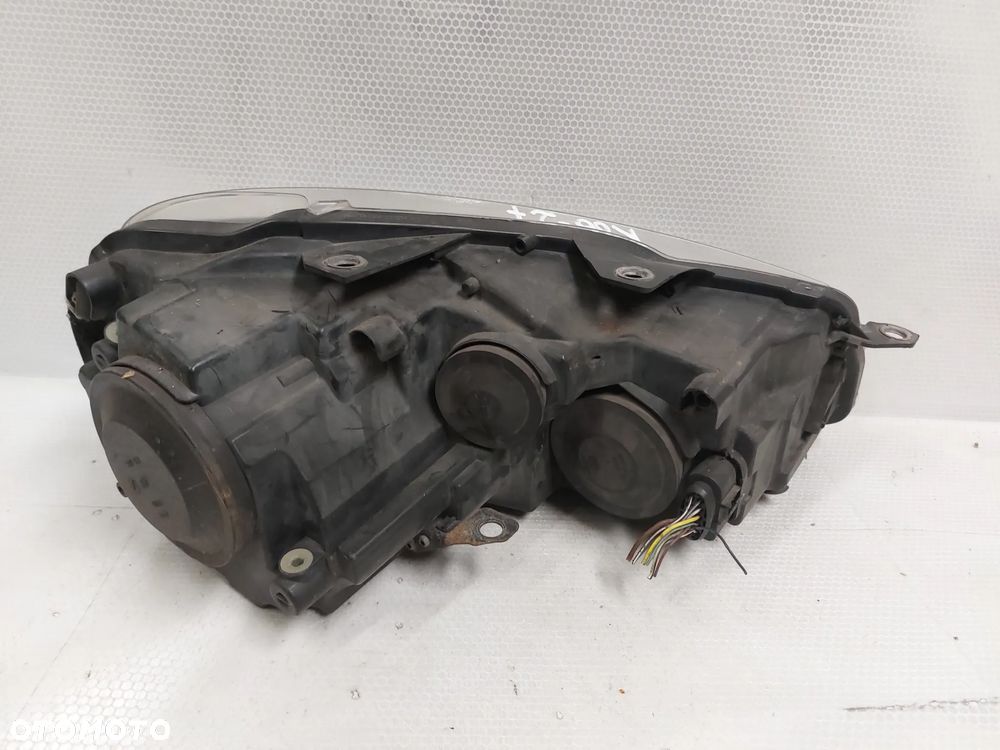 .  LAMPA PRZOD PRZEDNIA LEWA VOLKSWAGEN GOLF 6 - 4