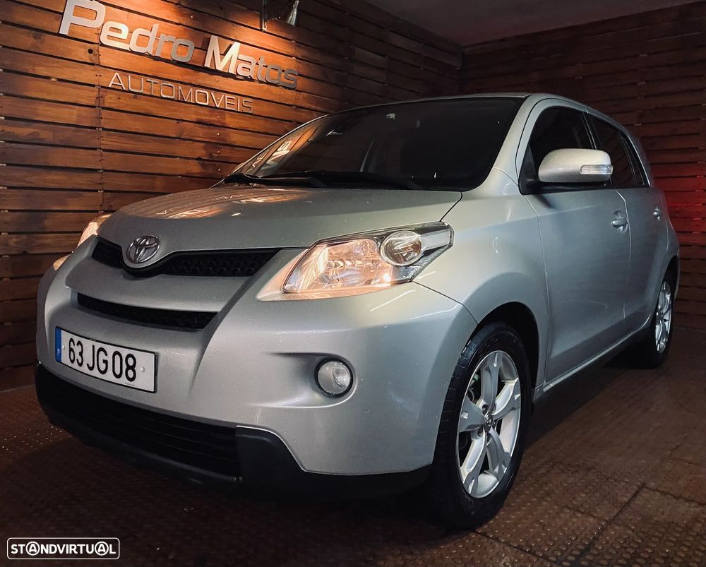 Toyota Urban Cruiser 1.4 D-4D Sol - 1
