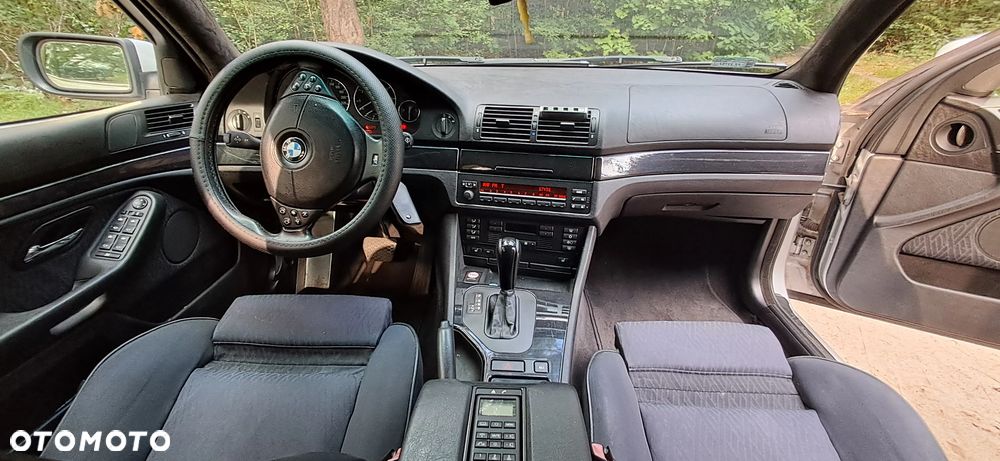 BMW Seria 5 - 11