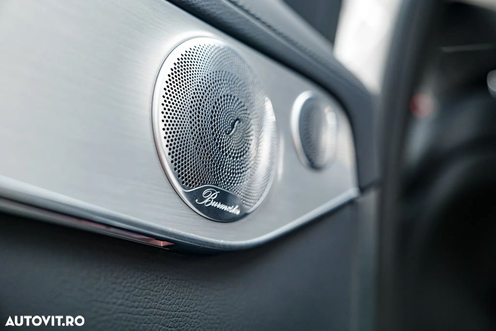 Mercedes-Benz GLC 300 e 4Matic 9G-TRONIC AMG Line Plus - 38