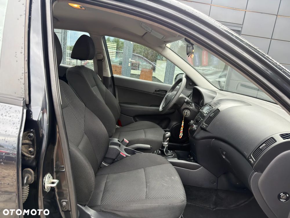 Hyundai i30 1.6 CRDi Style - 24