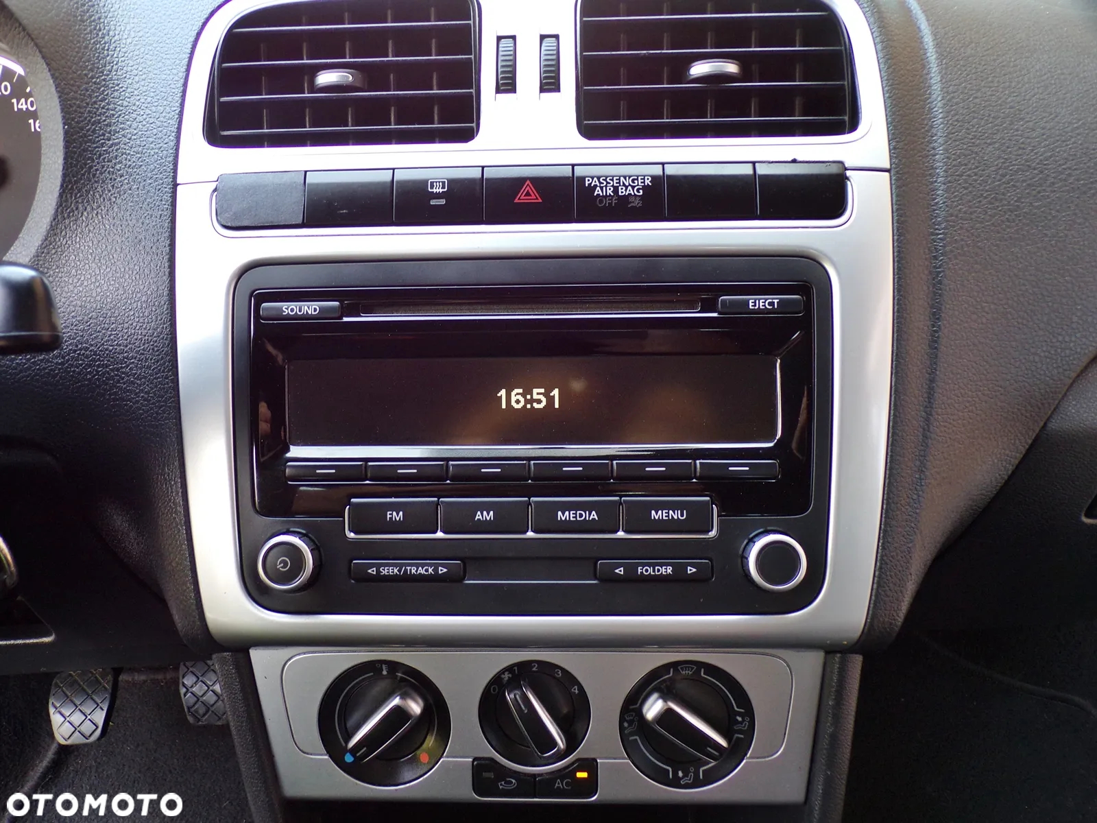 Volkswagen Polo 1.4 Comfortline - 16