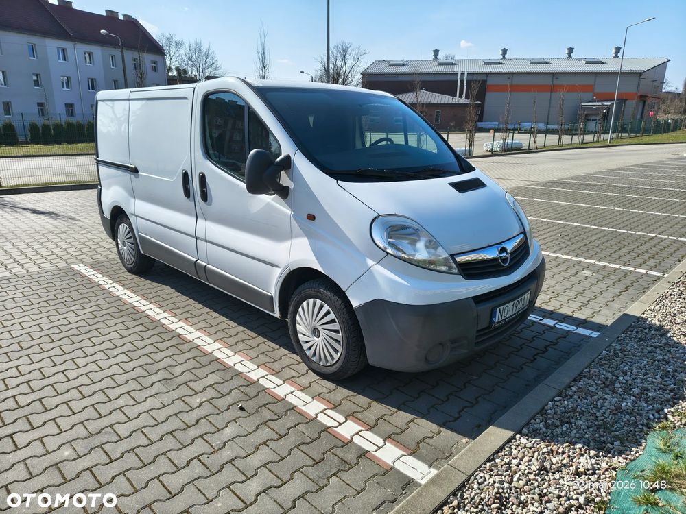 Opel Vivaro - 1