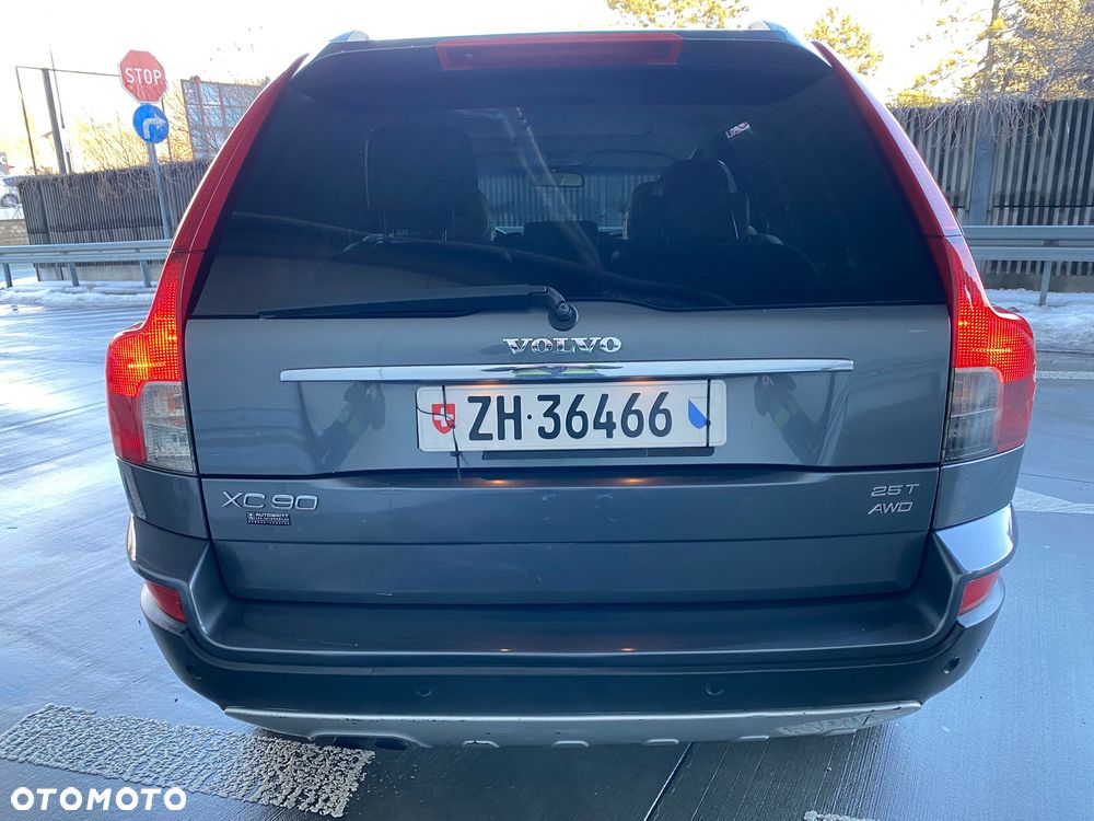 Volvo XC 90 - 20