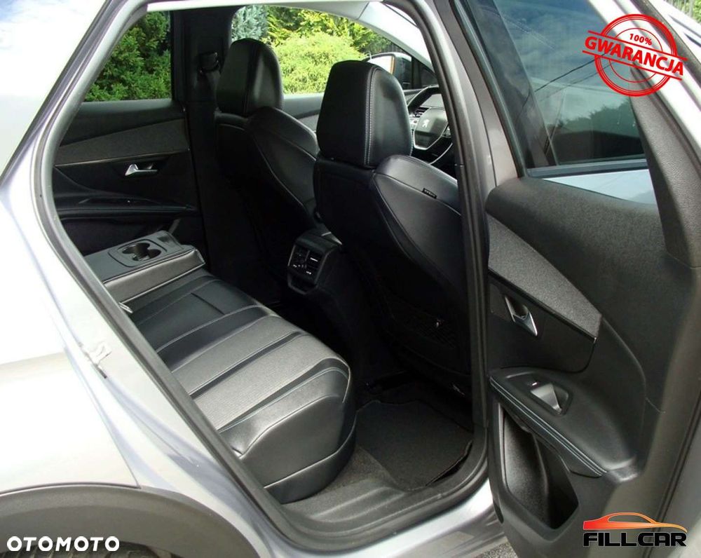 Peugeot 3008 1.6 PureTech Hybrid PHEV Allure S&S EAT8 - 14