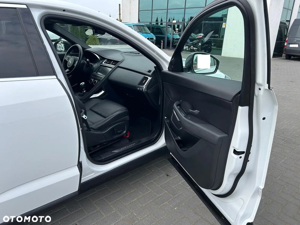 Jaguar E-Pace 2.0 i4D FWD S - 24
