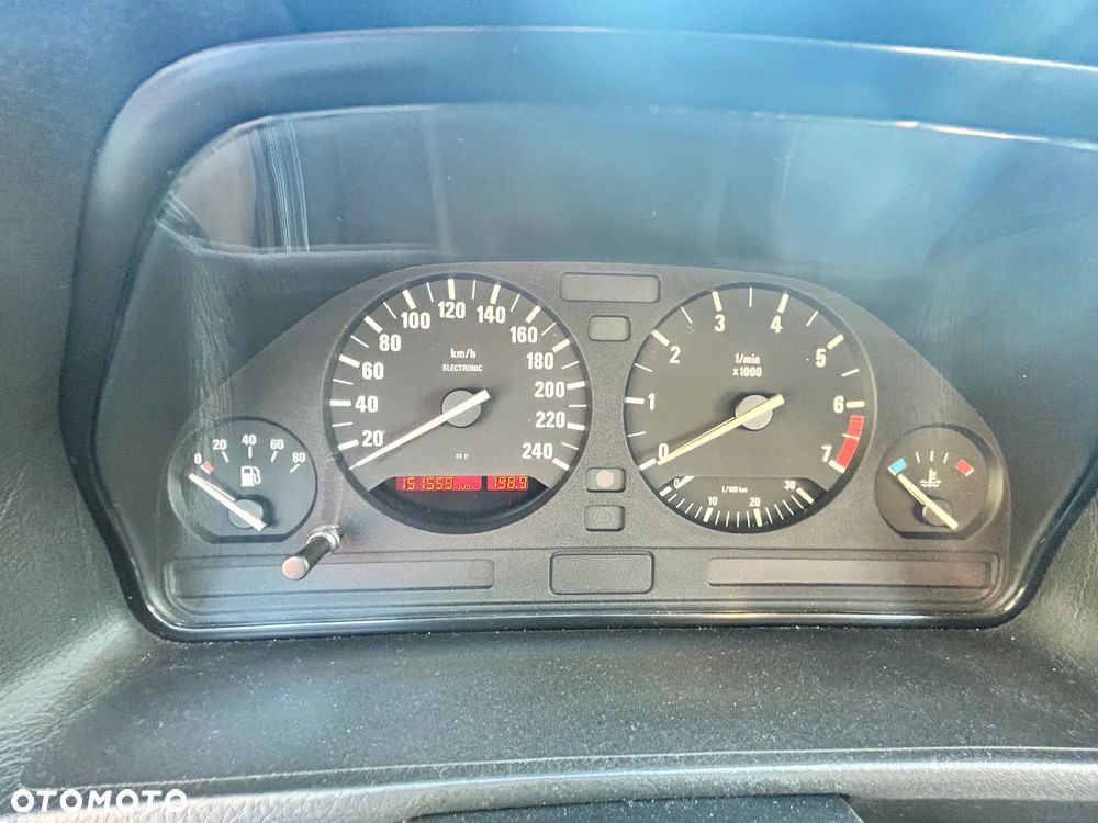 BMW Seria 5 - 36