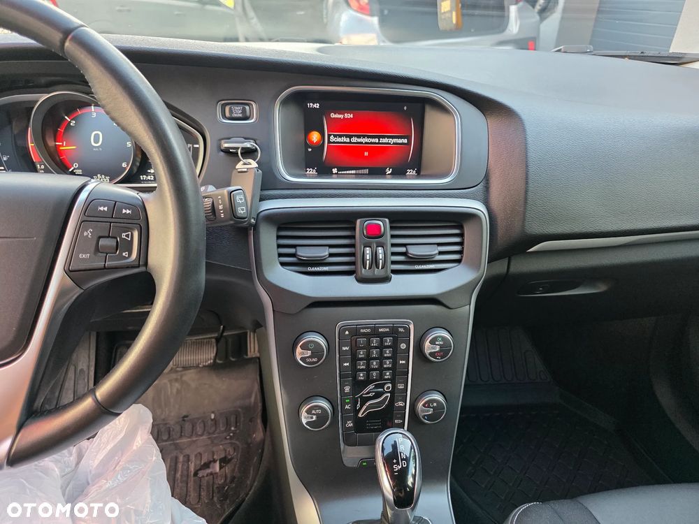 Volvo V40 D3 Drive-E Kinetic - 16