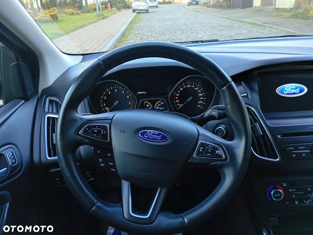 Ford Focus 1.5 EcoBoost Start-Stopp-System Titanium - 32