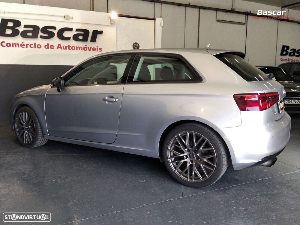 Audi A3 2.0 TDI S tronic sport - 9