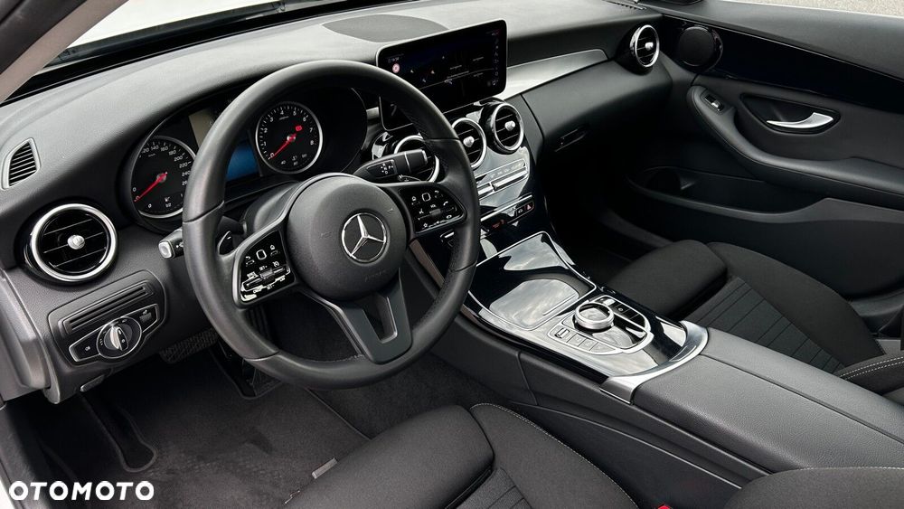 Mercedes-Benz Klasa C 160 9G-TRONIC - 11