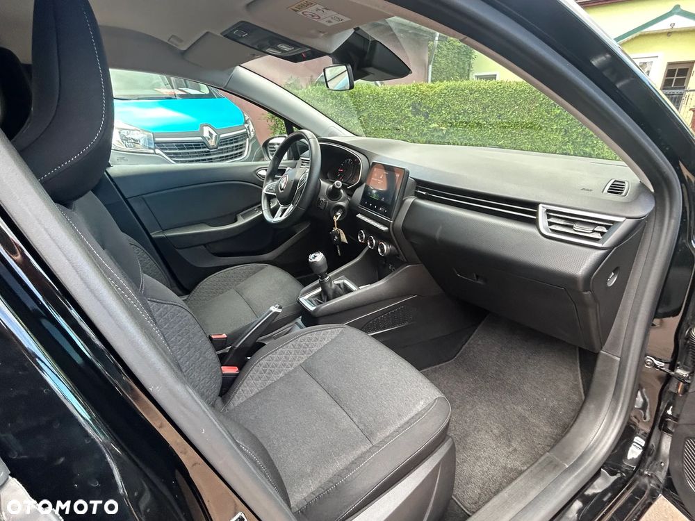 Renault Clio TCe 100 INTENS - 16