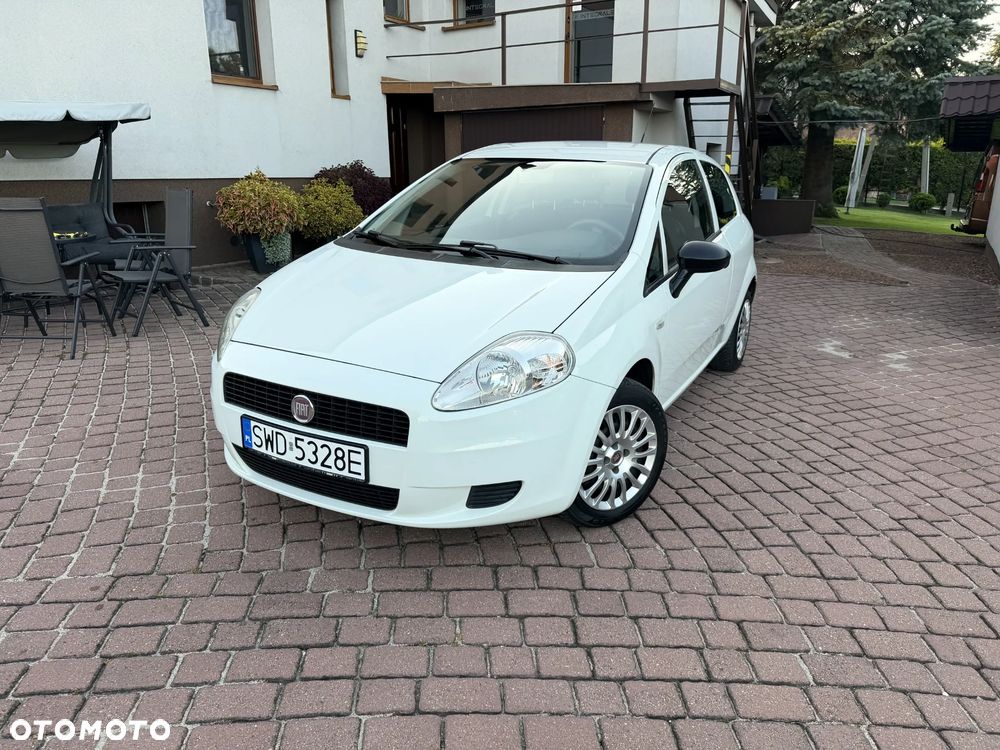 Fiat Grande Punto Actual 1.2 8V Fresh - 1