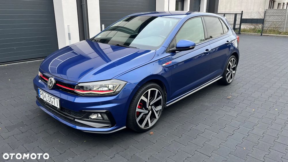 Volkswagen Polo - 1