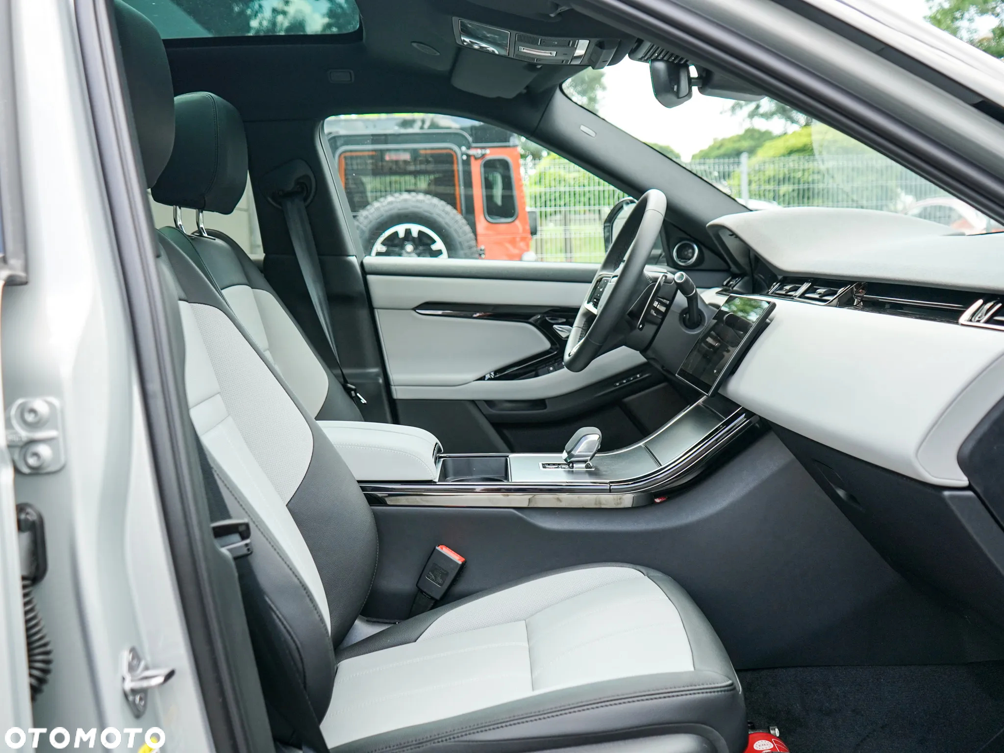 Land Rover Range Rover Evoque D200 Dynamic SE - 15