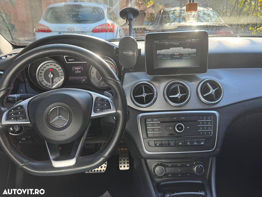Mercedes-Benz CLA 180 - 8