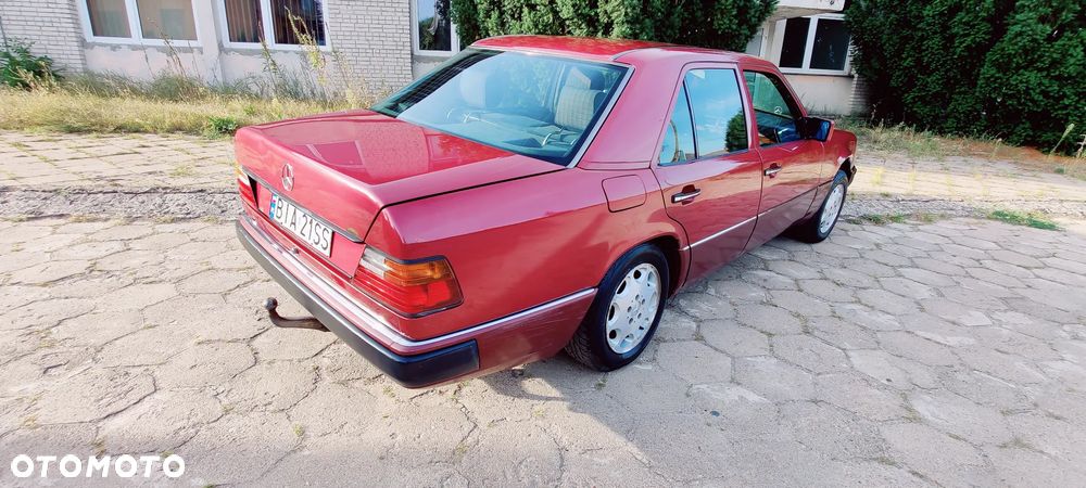 Mercedes-Benz W124 (1984-1993) - 27