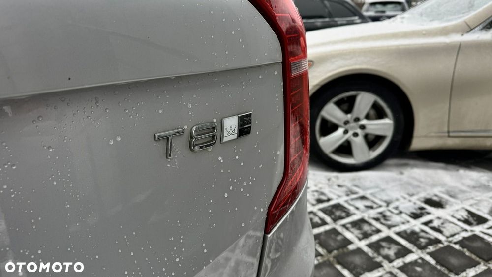 Volvo XC 90 - 32