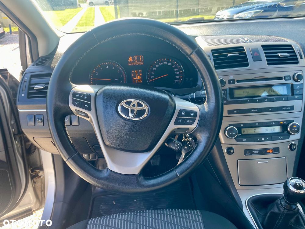 Toyota Avensis 1.8 Selection - 22