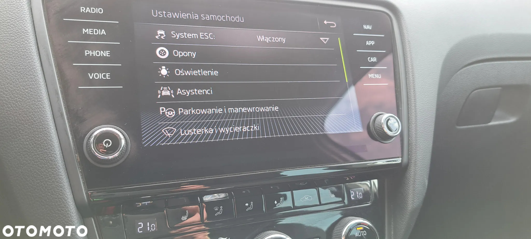 Skoda Octavia 1.5 TSI ACT Style DSG - 22