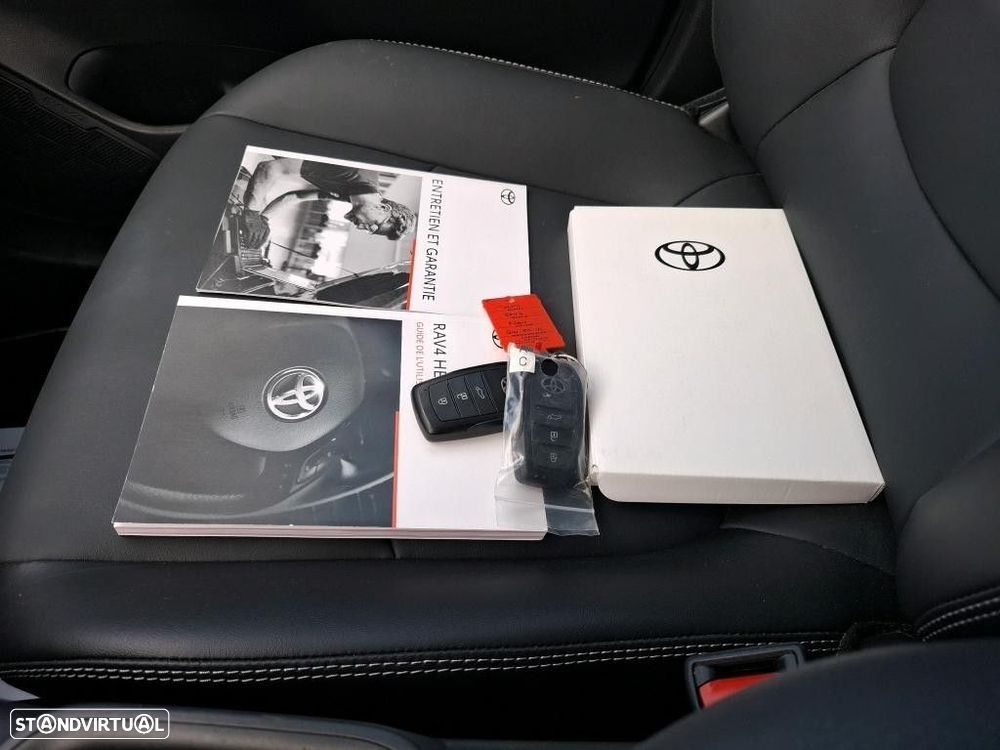 Toyota RAV4 2.5 HDF Comfort - 14