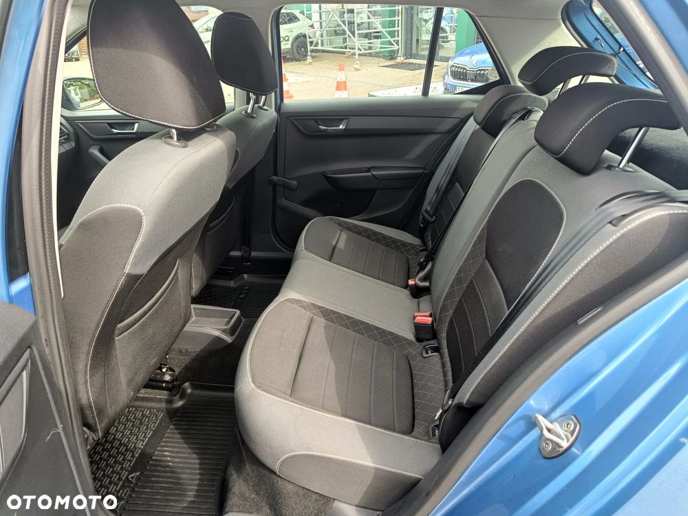 Skoda Fabia 1.0 Ambition - 10