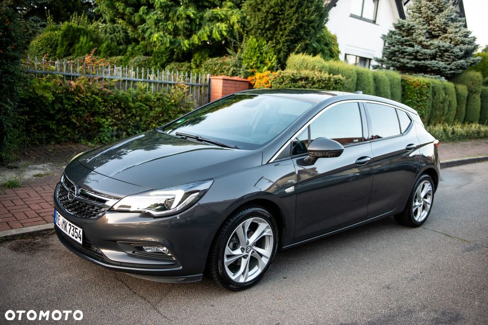 Opel Astra 1.4 Turbo Edition - 10