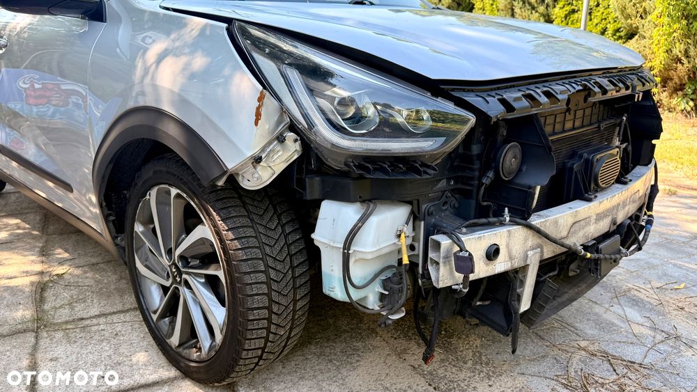 Kia Niro 1.6 GDI HEV 2WD OPF Edition 7 - 37
