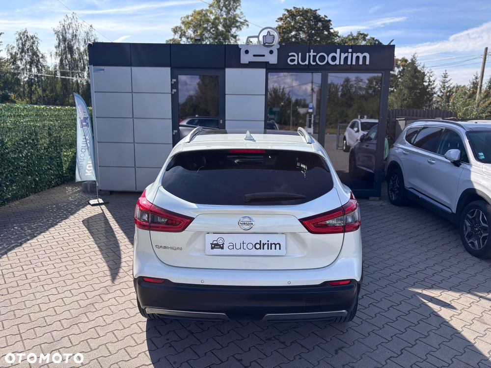 Nissan Qashqai 1.3 DIG-T N-Connecta - 16