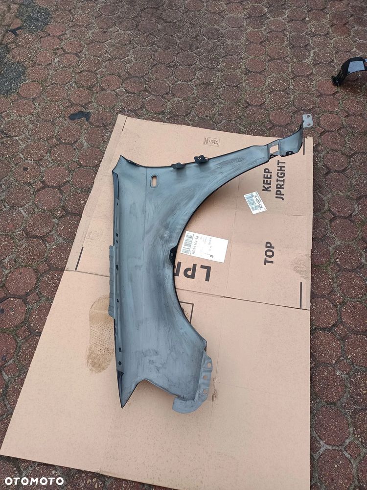 Błotnik przód prawy Audi A3 8p LZ9Y czarna perła - 2