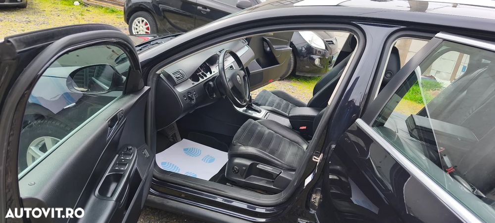 Volkswagen Passat 2.0 TDI DPF DSG Highline - 32